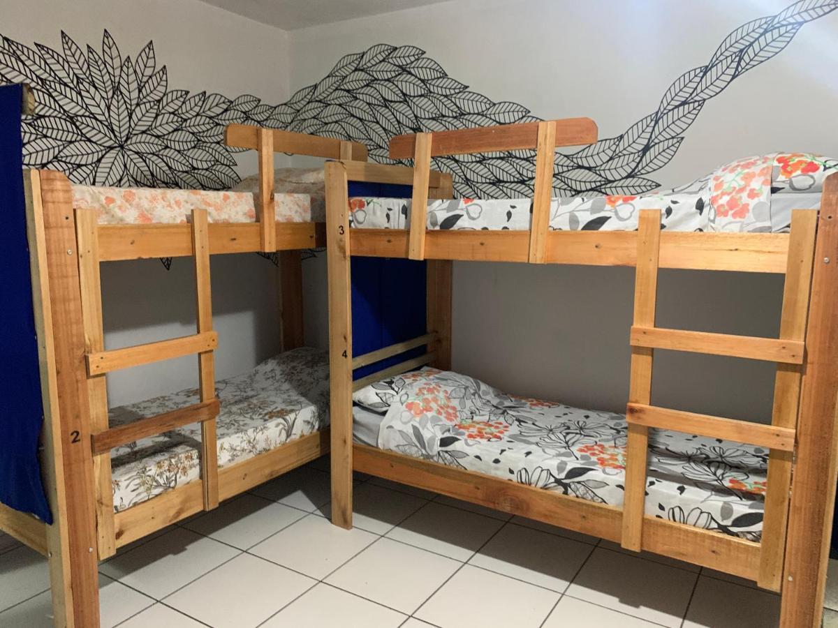Oceanic Hostel Balneario Camboriu Exterior photo