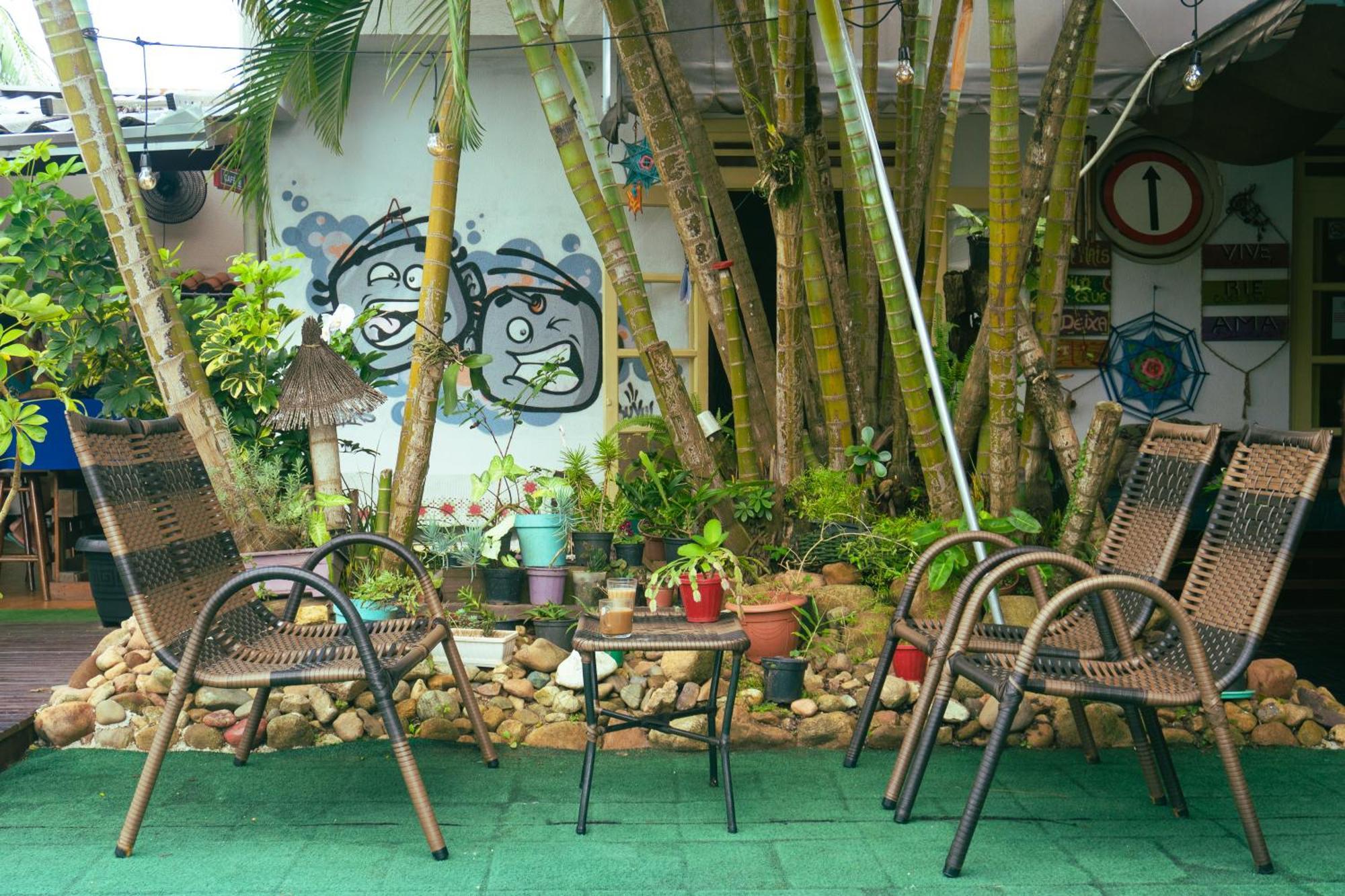 Oceanic Hostel Balneario Camboriu Exterior photo