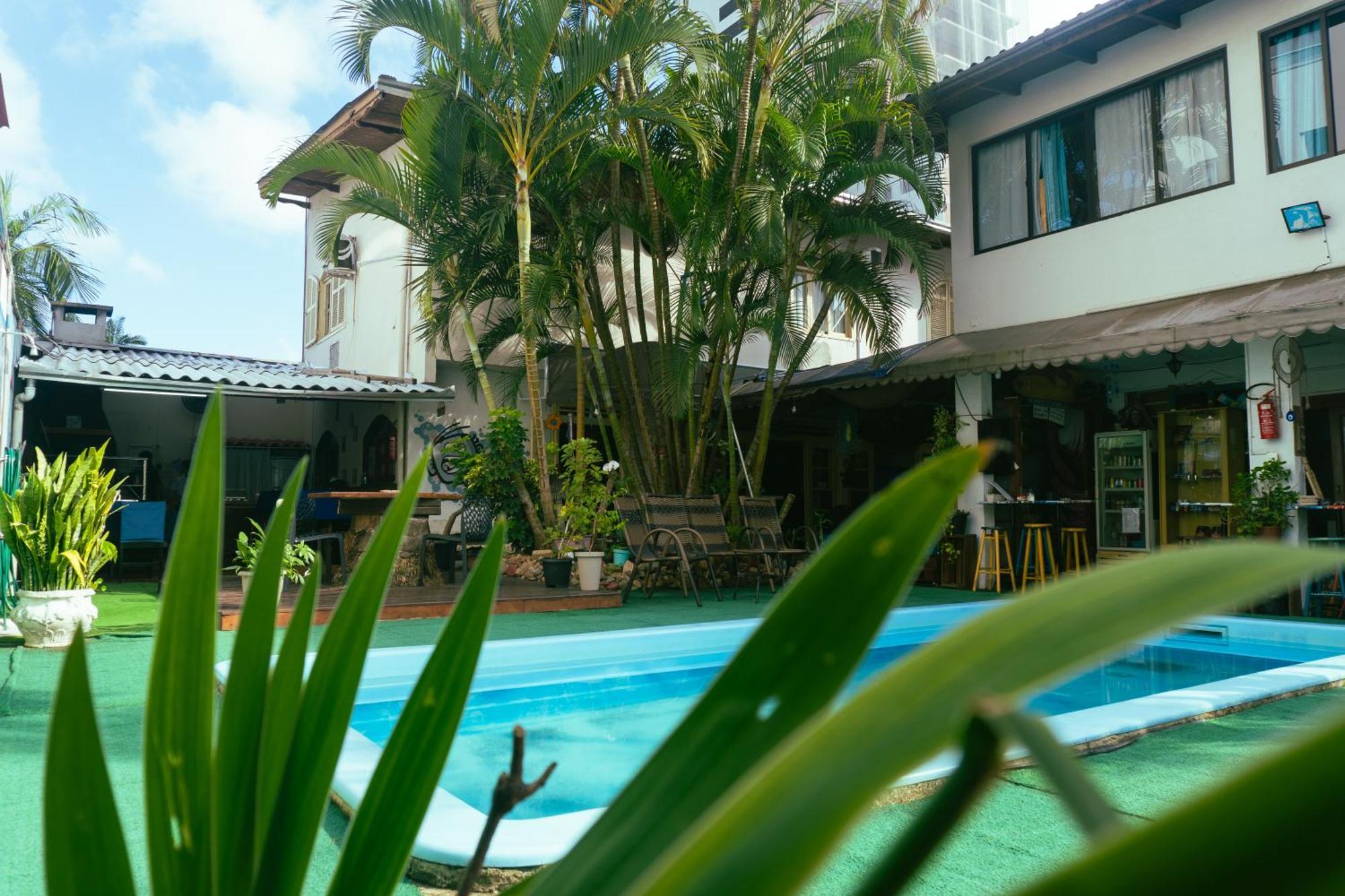 Oceanic Hostel Balneario Camboriu Exterior photo