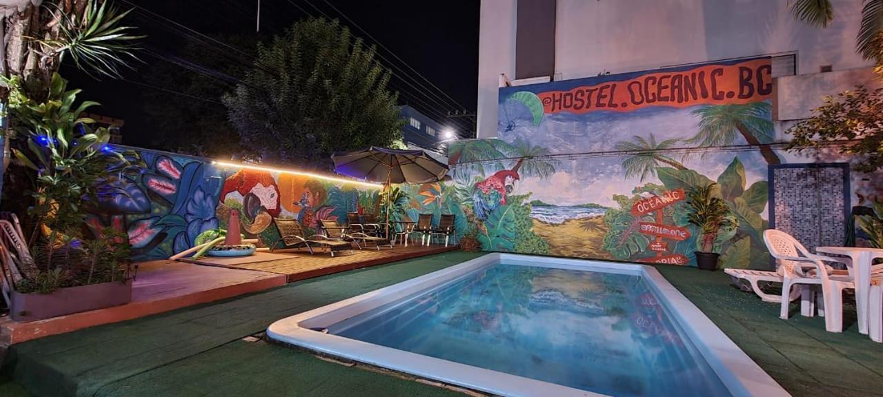 Oceanic Hostel Balneario Camboriu Exterior photo