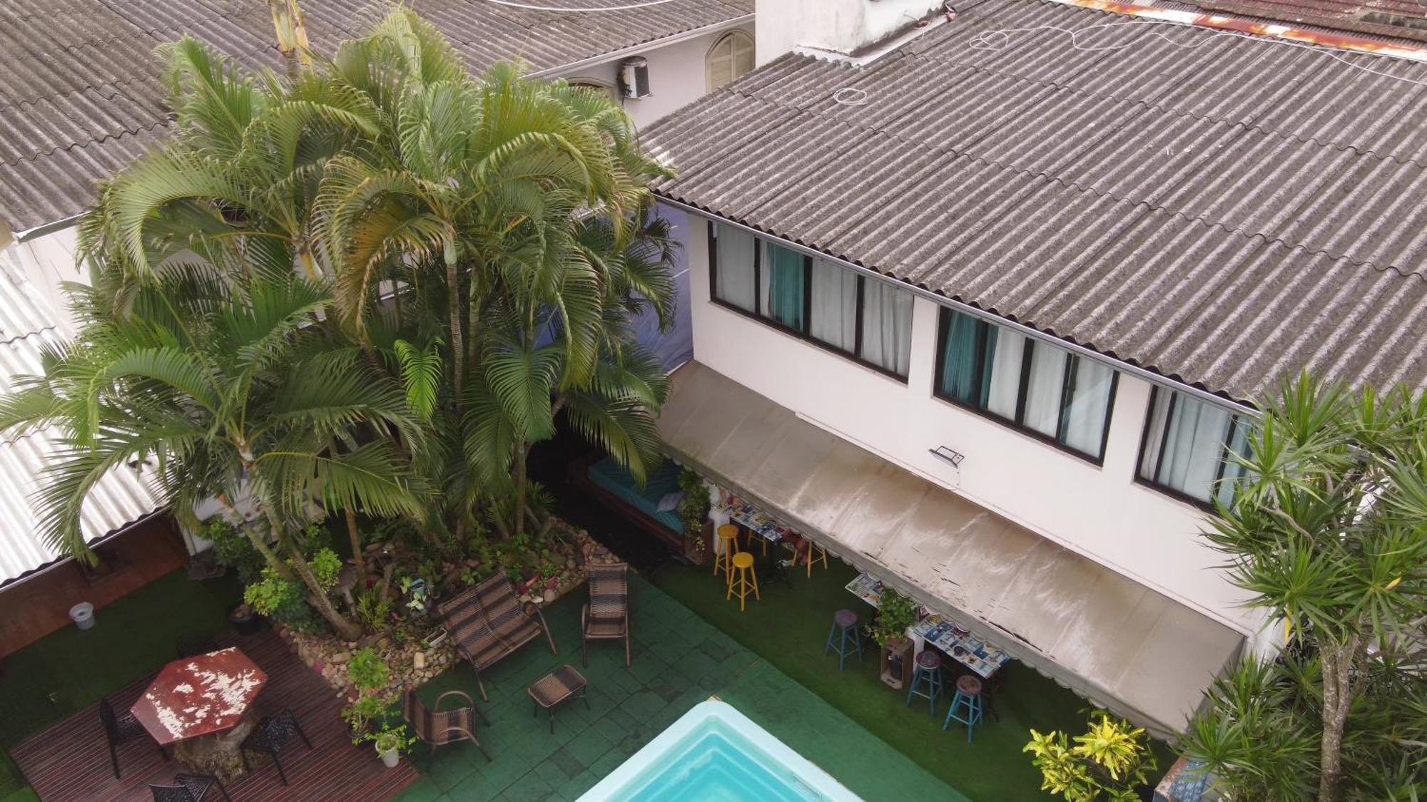 Oceanic Hostel Balneario Camboriu Exterior photo