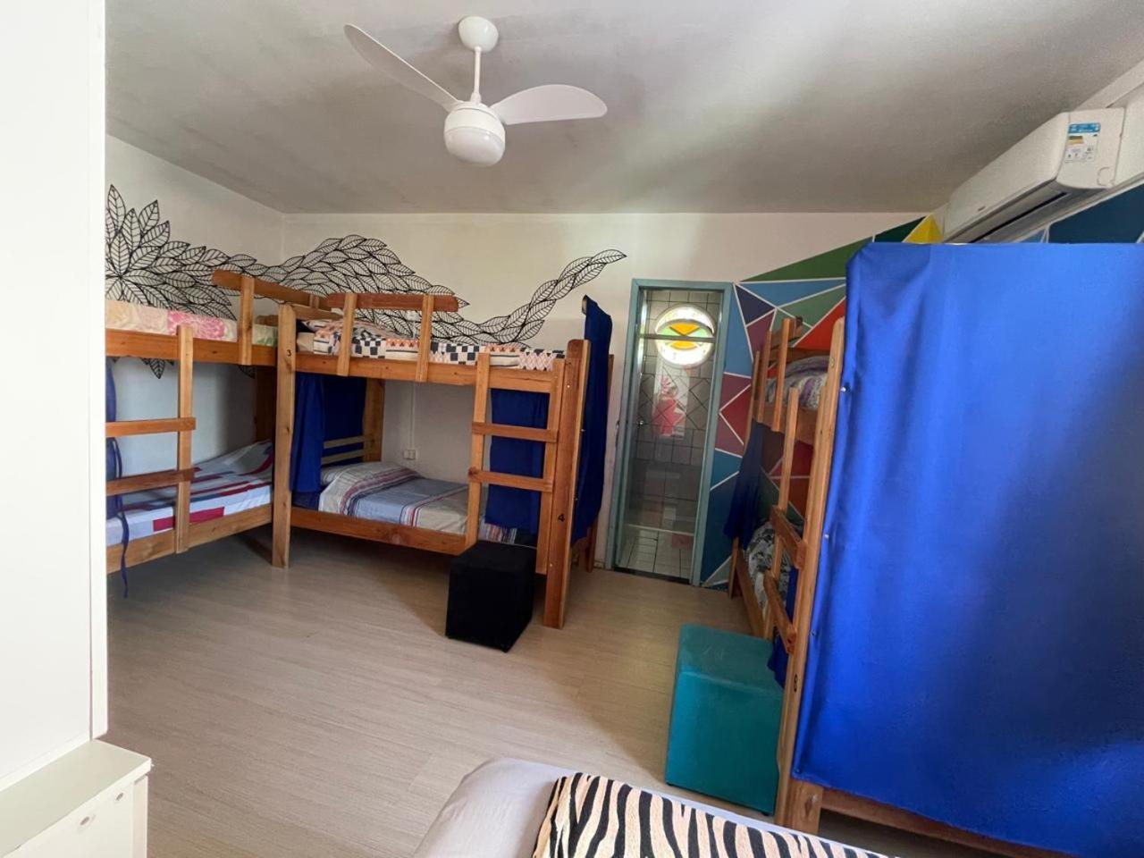 Oceanic Hostel Balneario Camboriu Exterior photo